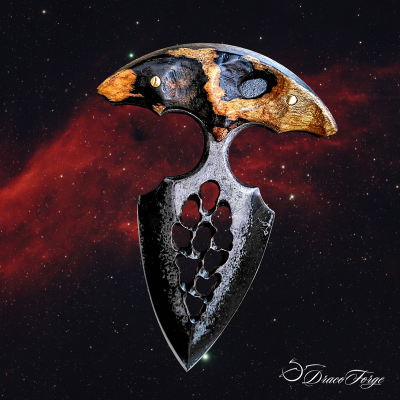 Push dagger ziricote ajourages dentelle d'acier Dracoforge couteau push dagger manche en ziricote et lame avec ajourages en dentelle d'acier par Dracoforge