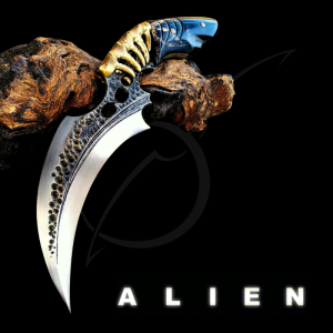 Karambit fantastique artisanal couteau griffe thème Alien Dracoforge