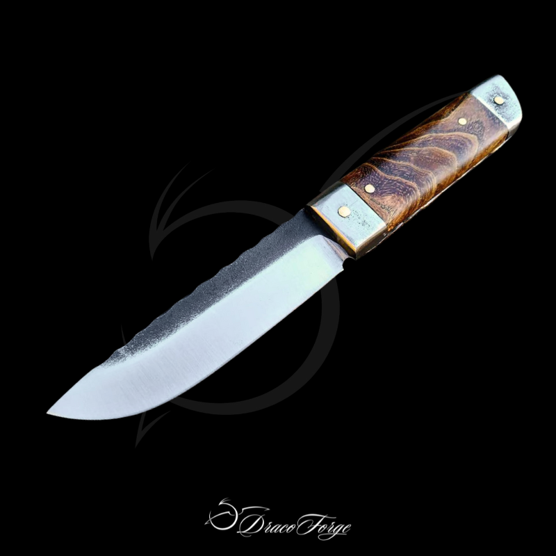 Puukanto couteau fixe artisanal mitré loupe de frêne Dracoforge