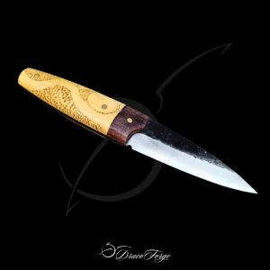 Sgian Dubh 3 couteau artisanal polyvalent écossais buis noyer Dracoforge